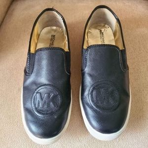 Michael Korea Size 8 Womens Flats/ Shoes